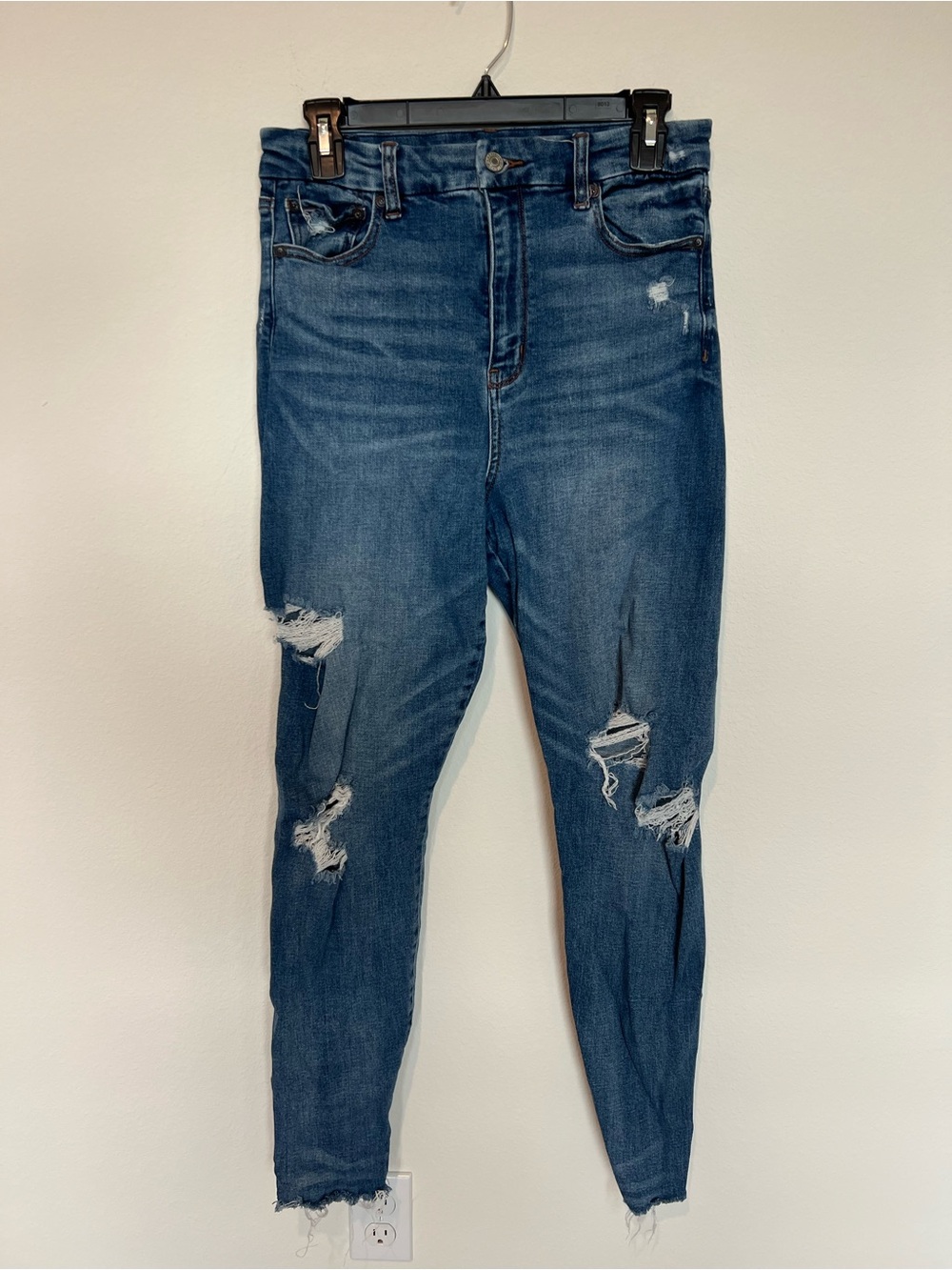 American Eagle Outfitters High-Rise Distressed Curvy - Dark Blue